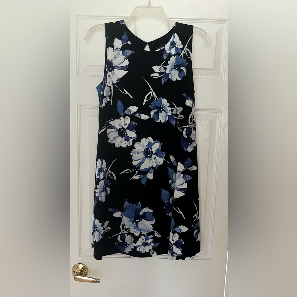 Jessica Howard Flowered Dress from Macy’s - Brand New with tags -